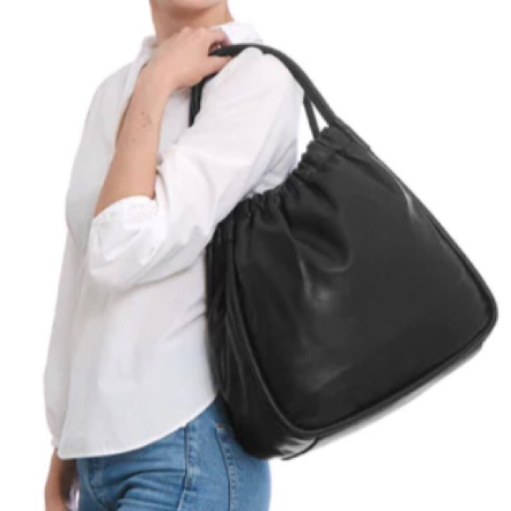 NWT LULU DHARMA EXTRA LARGE BLACK CARRY ALL TOTE / SHOULDER BAG